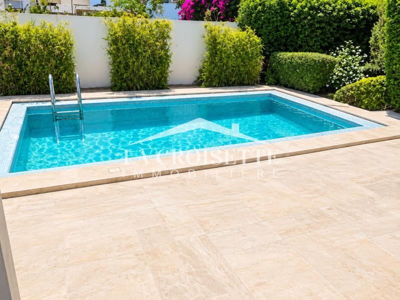 Villa S+4 avec piscine à Gammarth 